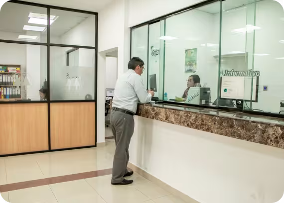 Atención en cajas Cooperativa San Cristóbal